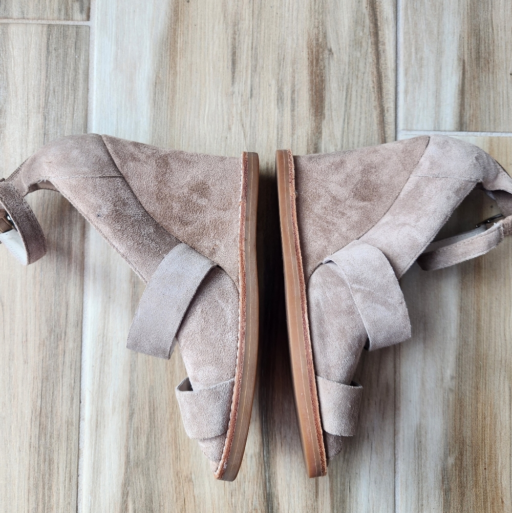 Jeffrey Campbell Suede Wedge Sandals - Picture 7 of 11